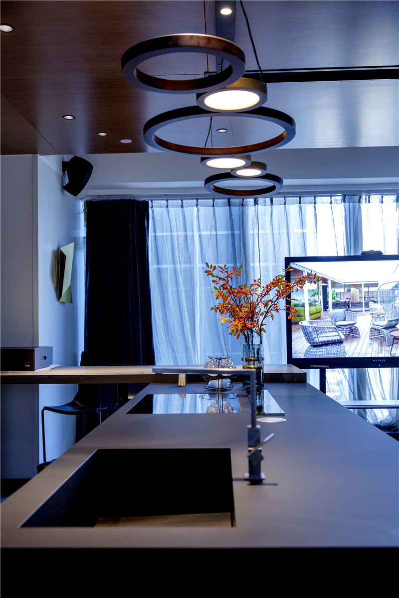 1530255846748953.jpg AY2A0284.jpg