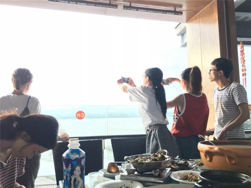 1532073777966148.jpg 640.webp (10).jpg