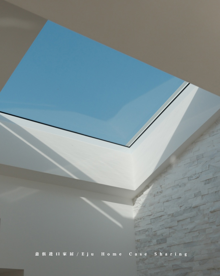 1673260175386299.jpg 1670923626097.jpg