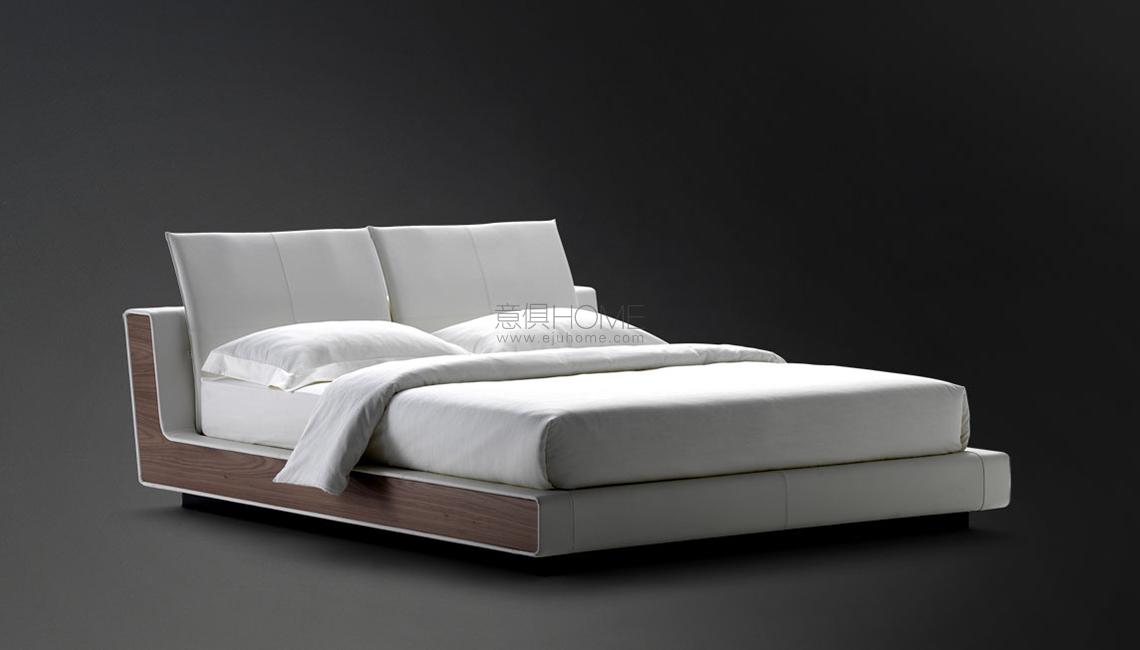 Sama-Lateral-wood-edges 床