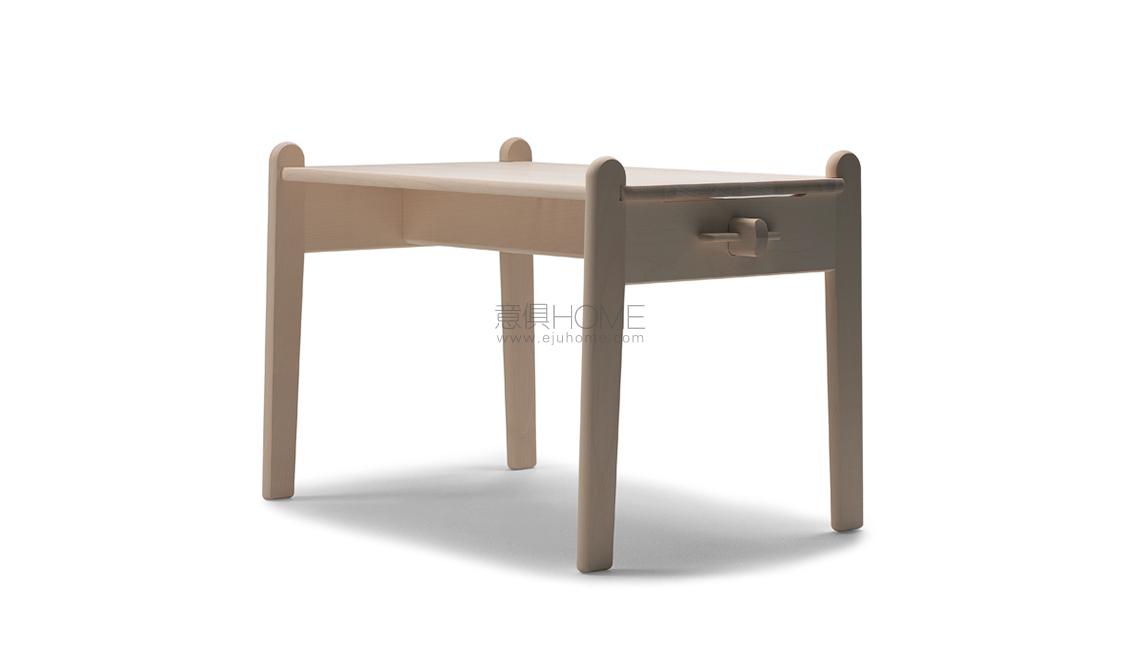 CH411 兒童桌子