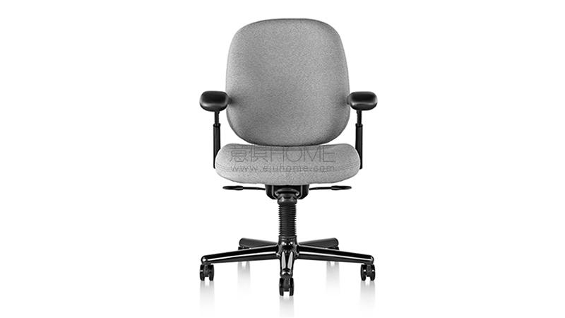 Ergon 3 Chairs 椅子