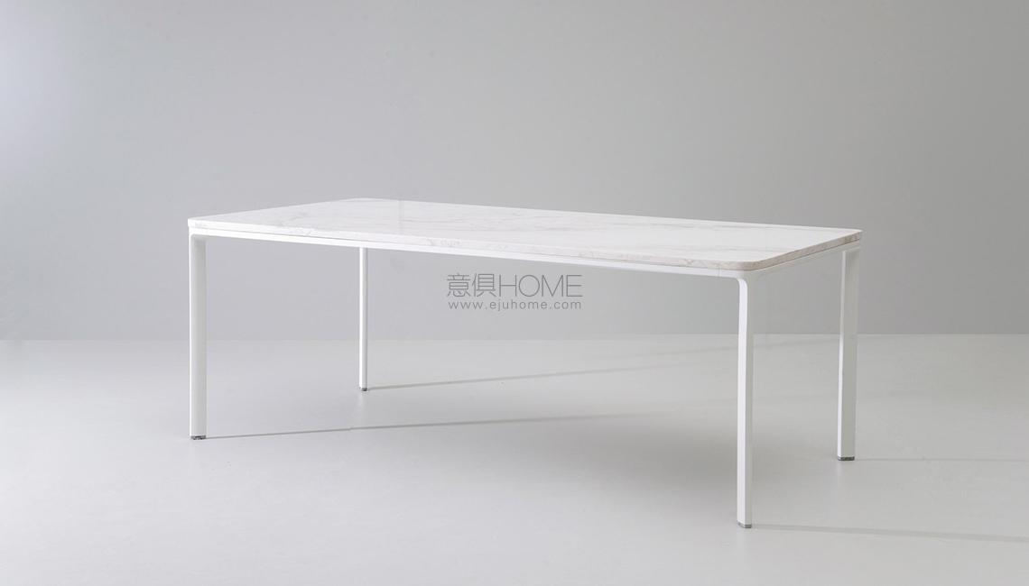 KETTALParklife-2 餐桌