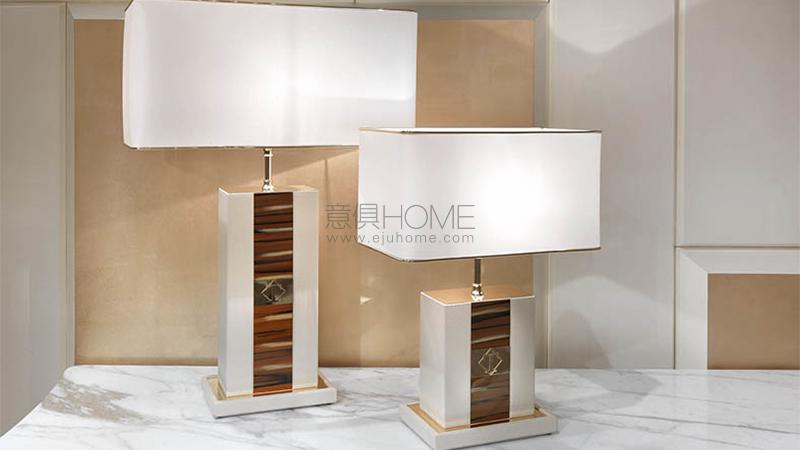 CARACTERE-LAMPS 臺燈