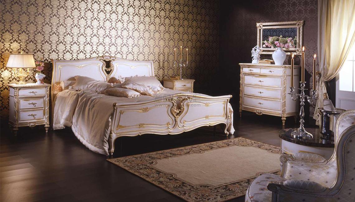 Louis XVI white and gold 床