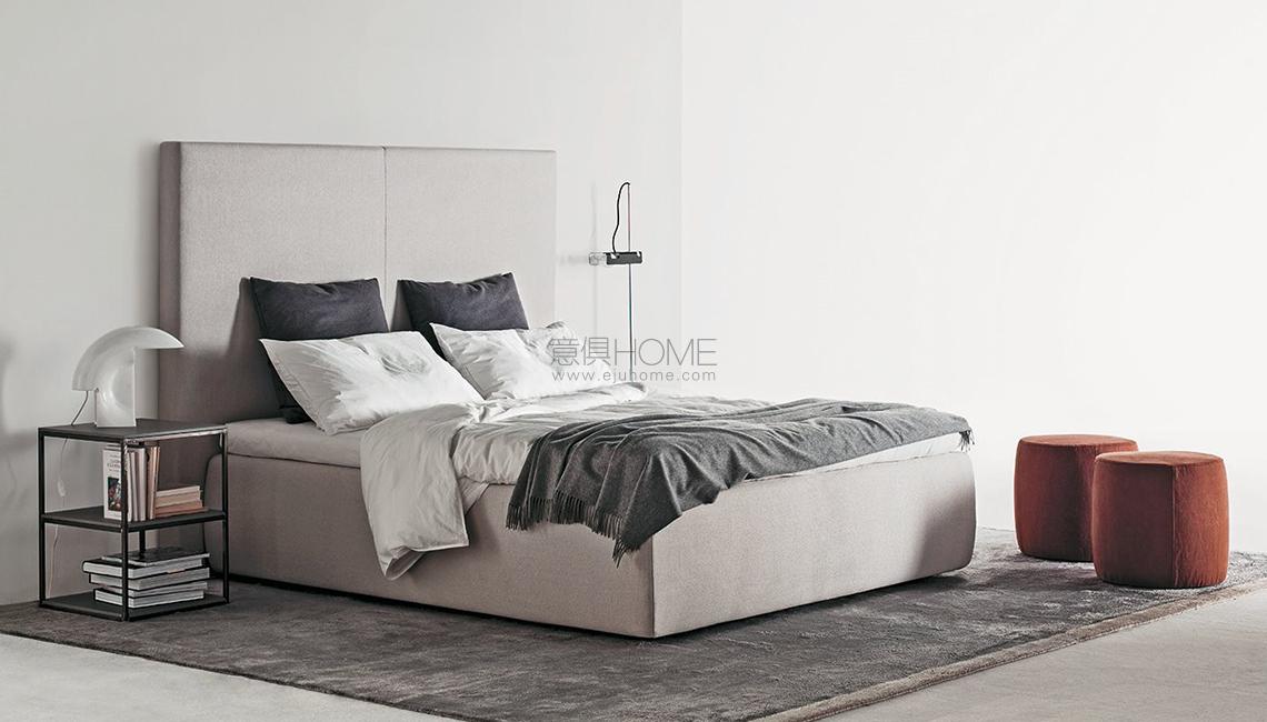 TUYO HEAD 160 - EDITIONS 雙人床