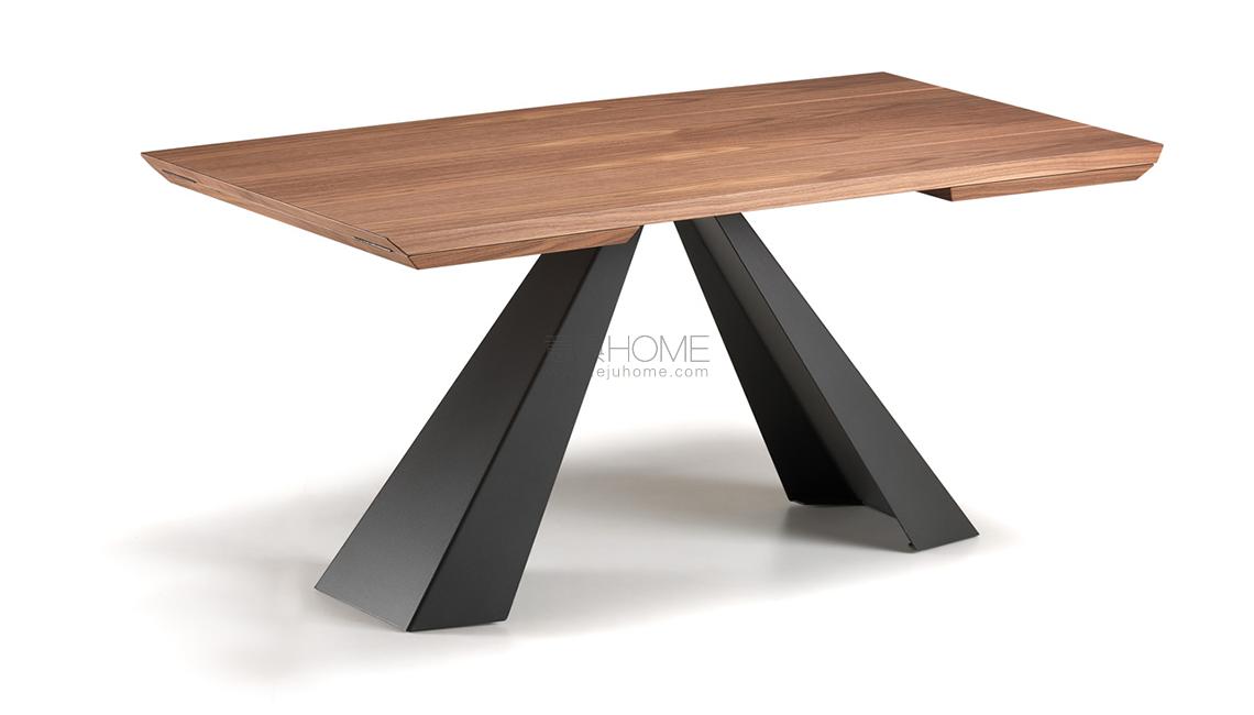 Eliot Wood Drive長餐桌