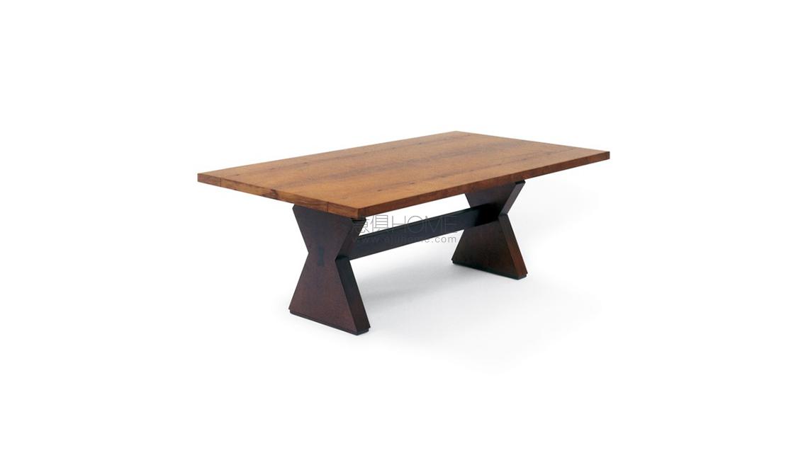 Szabó Dinning Table餐桌