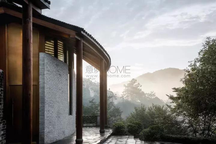 最漂亮的房子里有最好的你，是我能想到最浪漫的事