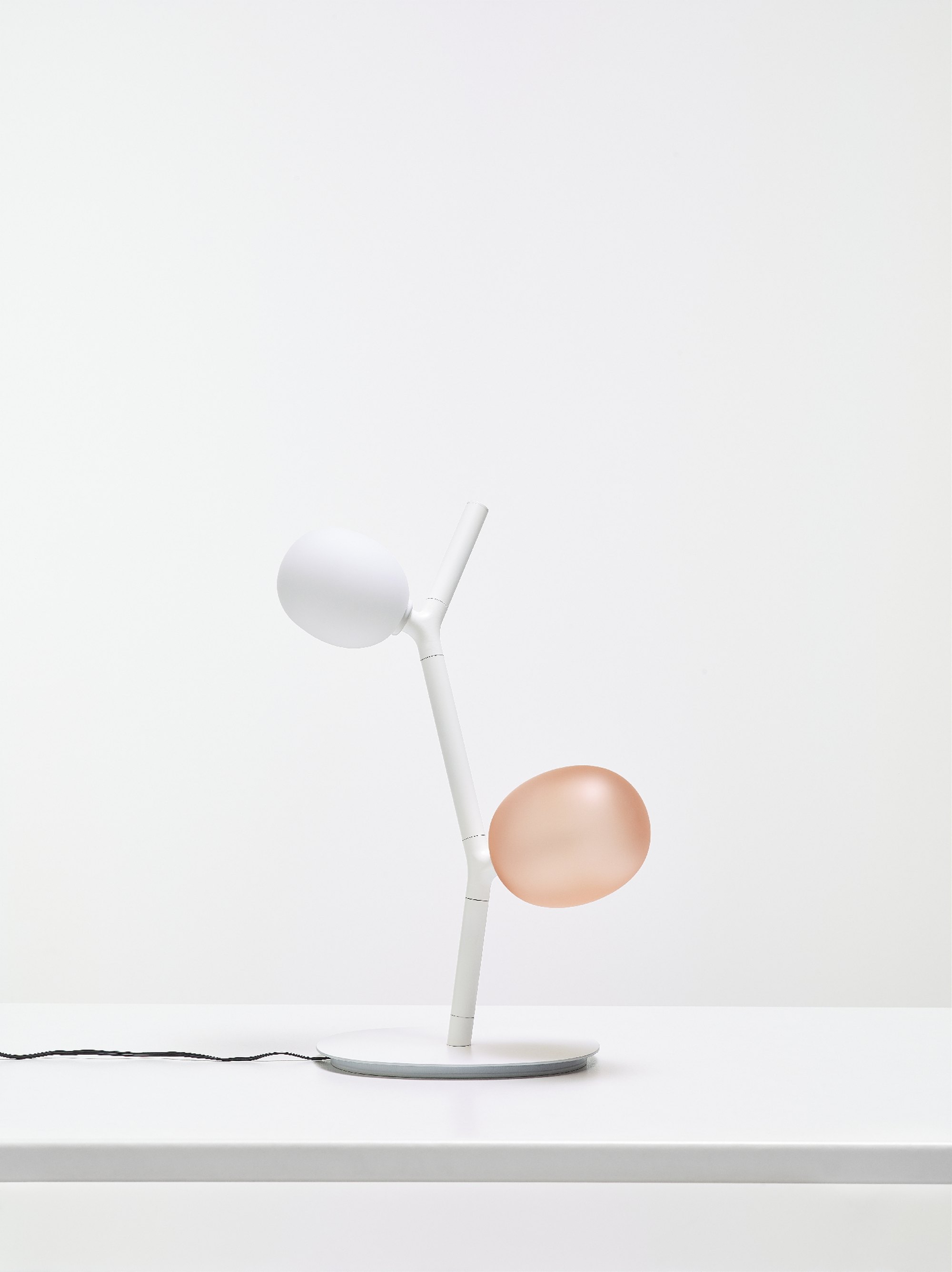 IVY TABLE臺(tái)燈