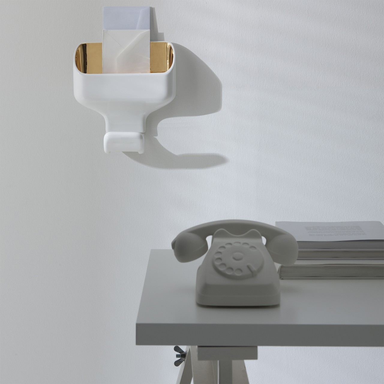 Hook Box 墻上置物盒衣架