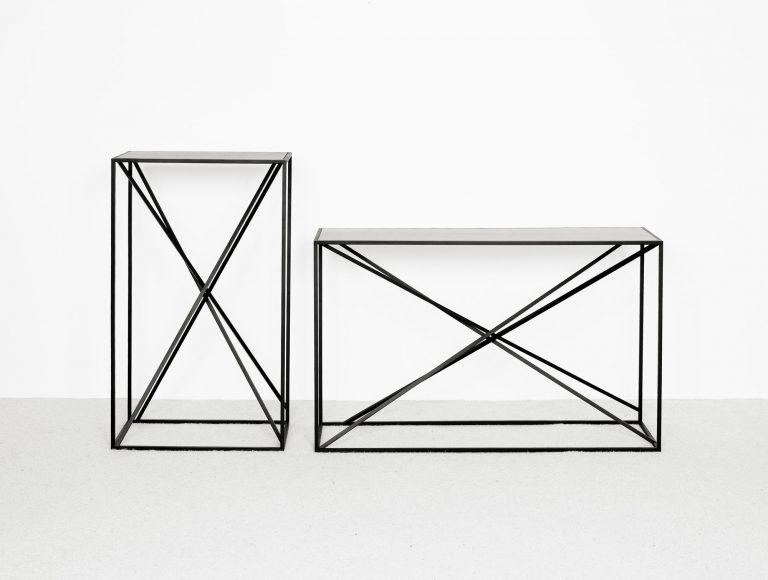 IXO CONSOLE玄關桌