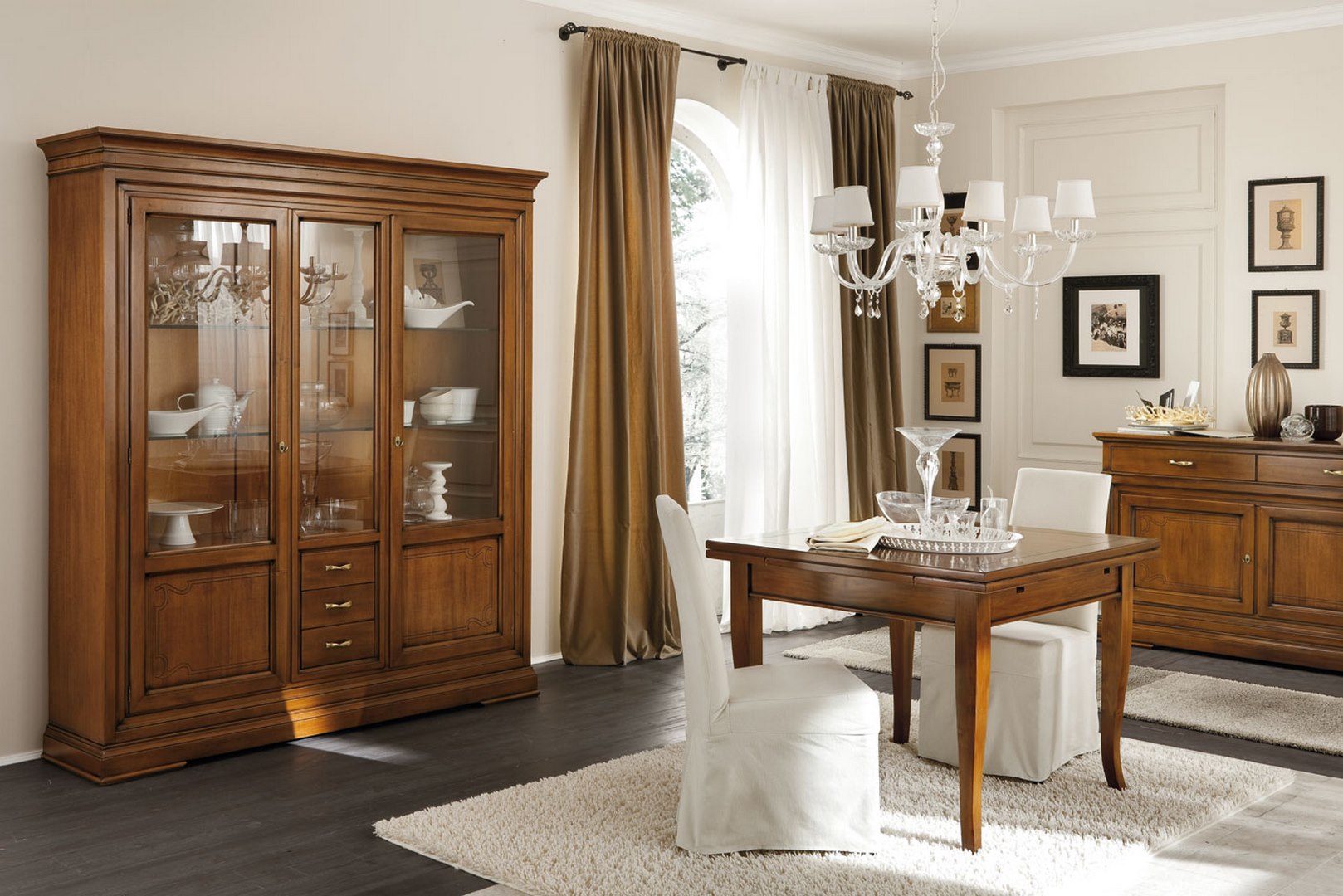 classic Square 長(zhǎng)餐桌