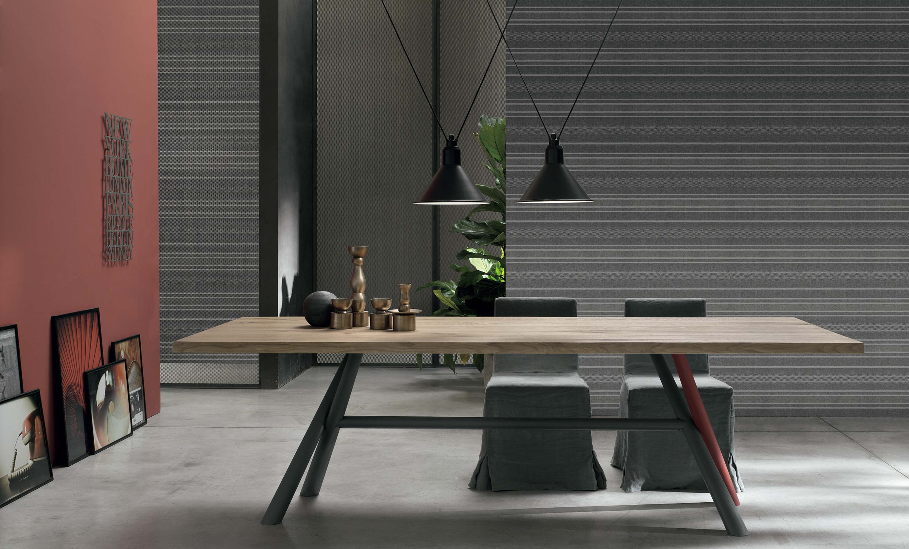 Gruppo TomasellaTUDOR長餐桌