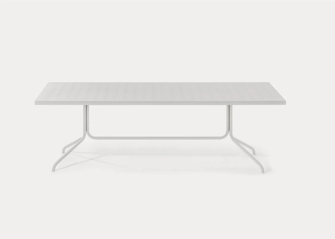 Brise 33, 34, 38戶外長餐桌